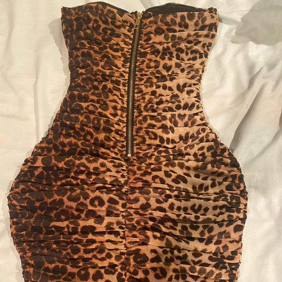 Fashion Nova Body Con - Picture 1 of 2